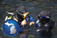 michigan map icon and a scuba diving lesson in Monterey Bay, California